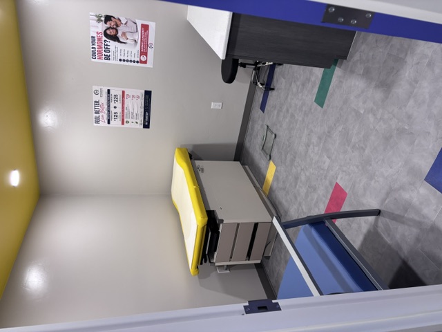 Pediatric-friendly exam room at Dynamic Healthcare Clovis
